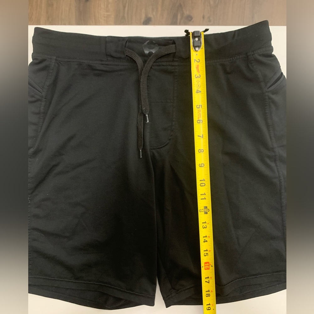 Black Hylete shorts